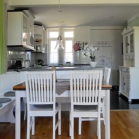 Nyaraló Stuenkel Rechts, Helgolaender Strasse