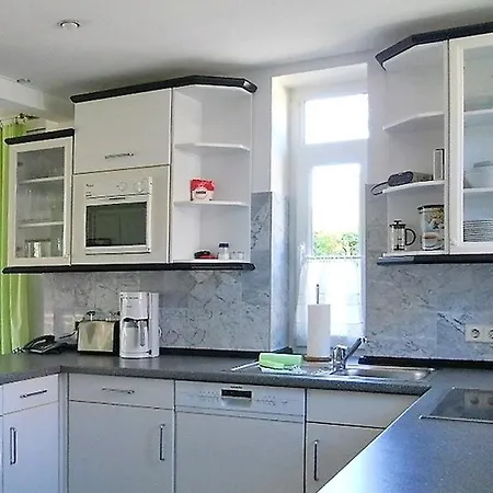 Stuenkel Rechts, Helgolaender Strasse Nyaraló