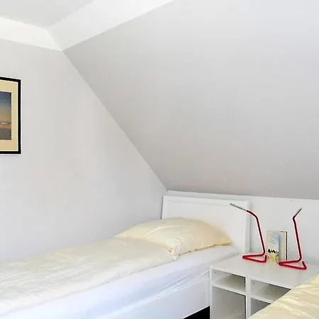 Stuenkel Rechts, Helgolaender Strasse Nyaraló